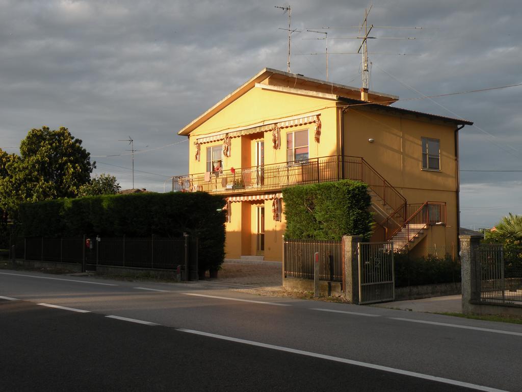 Casa Oriana Villa โรโซลินา ภายนอก รูปภาพ